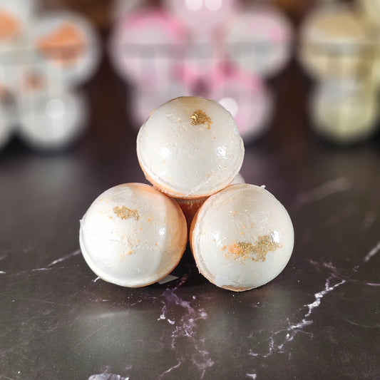 Oatmeal Milk & Honey Bath Bomb